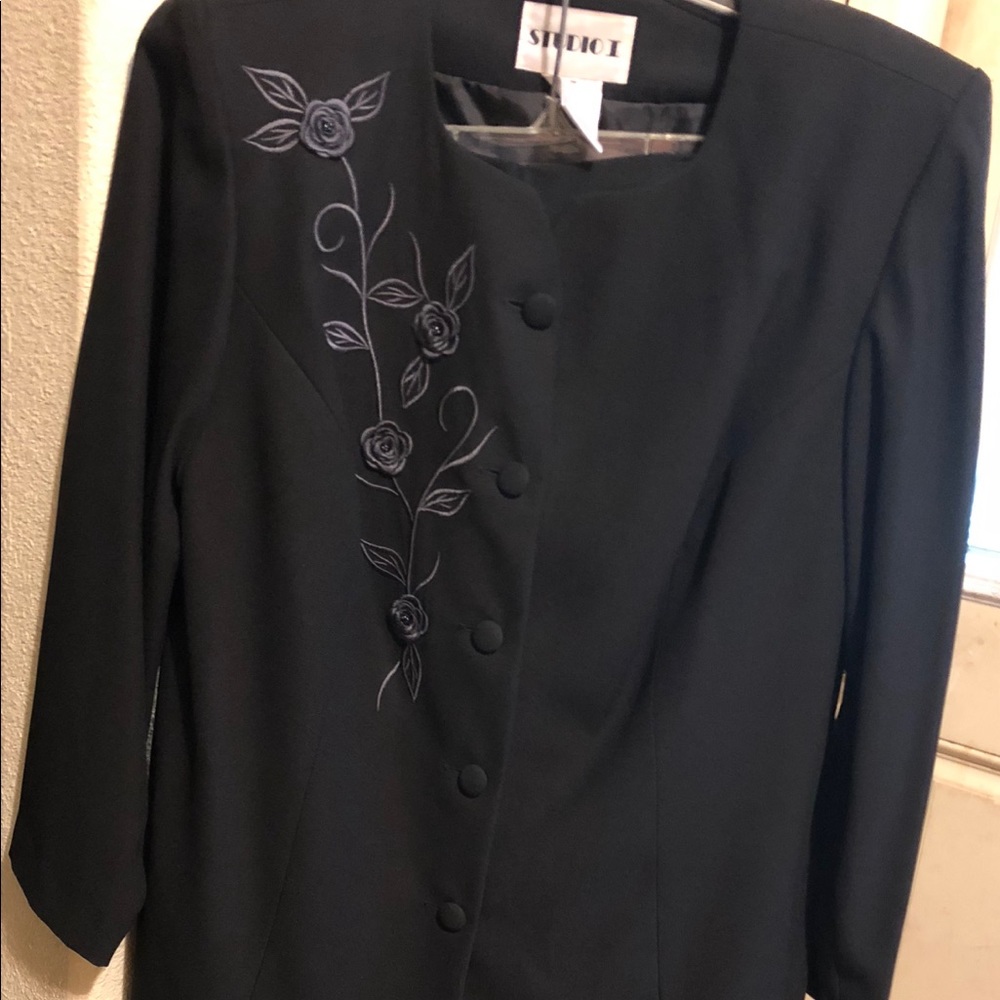 Size 16 pant suit